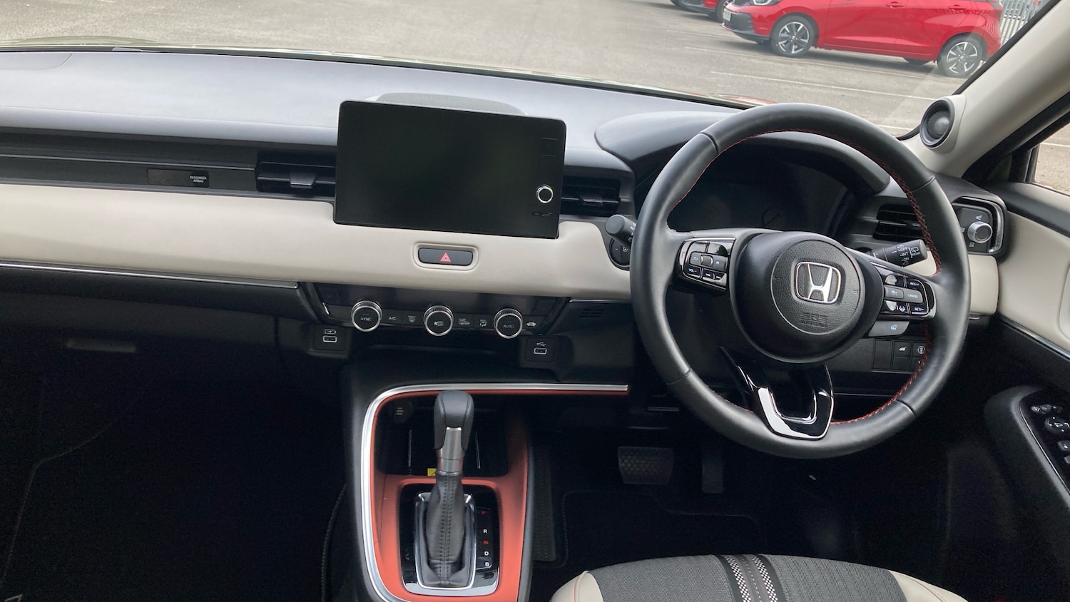 Used Honda HR-V 2024 for sale - 76117357: Photo 4