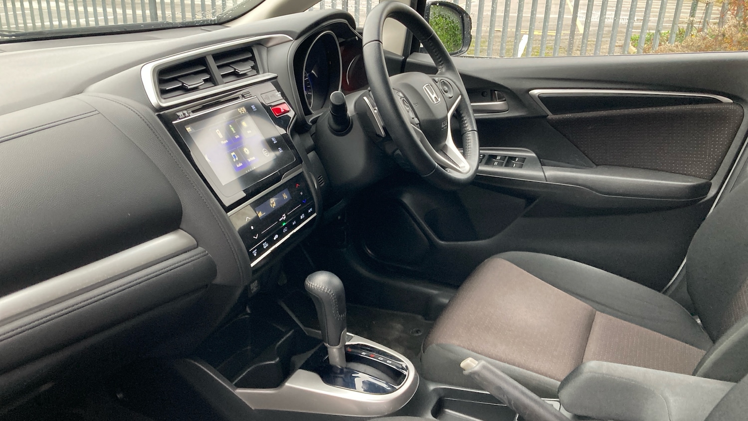 Used Honda Jazz 2015 for sale - 76957009: Photo 13