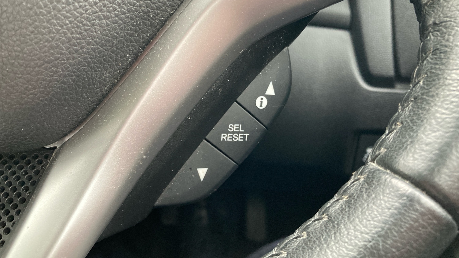 Used Honda Jazz 2015 for sale - 76957009: Photo 26