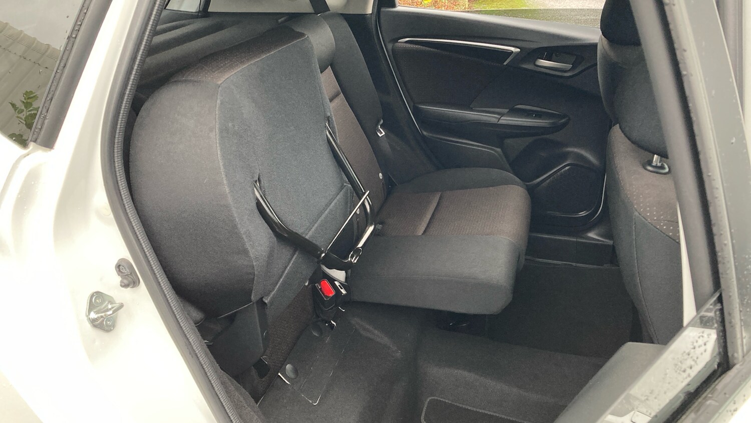 Used Honda Jazz 2015 for sale - 76957009: Photo 37