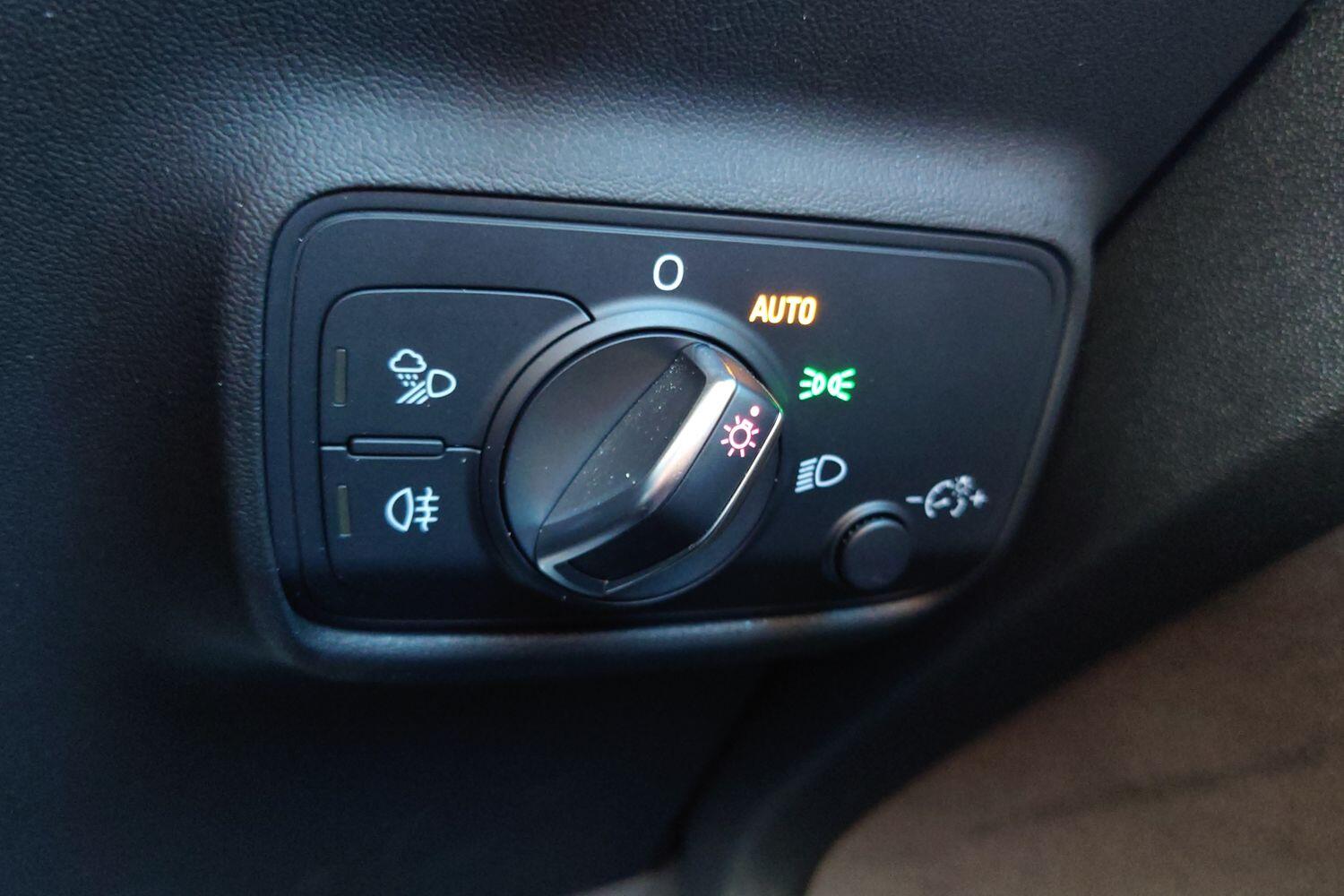 Used Audi TT 2018 for sale - 76670076: Photo 16