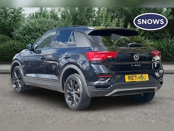 Used Volkswagen T-Roc 2021 for sale - 78304778: Photo