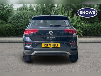 Used Volkswagen T-Roc 2021 for sale - 78304778: Photo