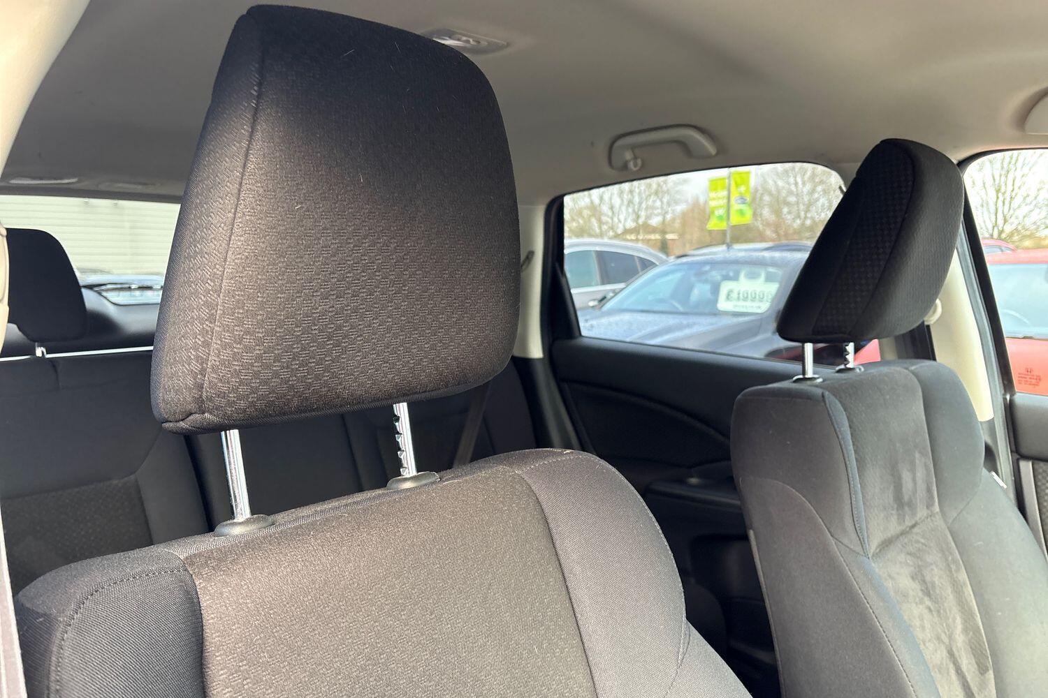 Used Honda CR-V 2018 for sale - 77116574: Photo 18