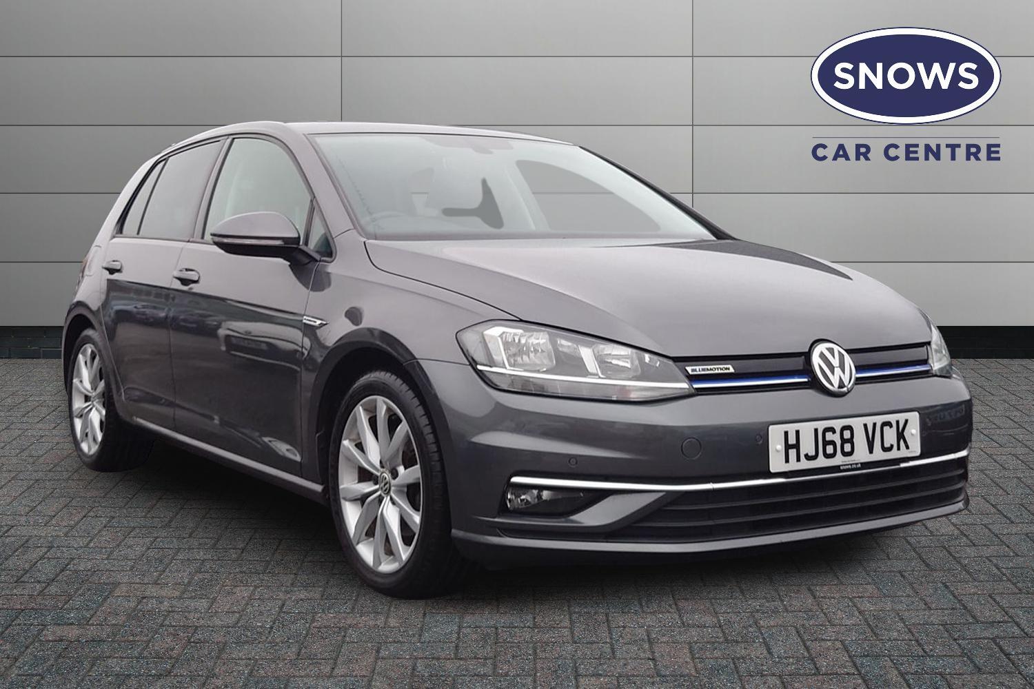 Used Volkswagen Golf 2018 for sale - 76731399: Photo 1