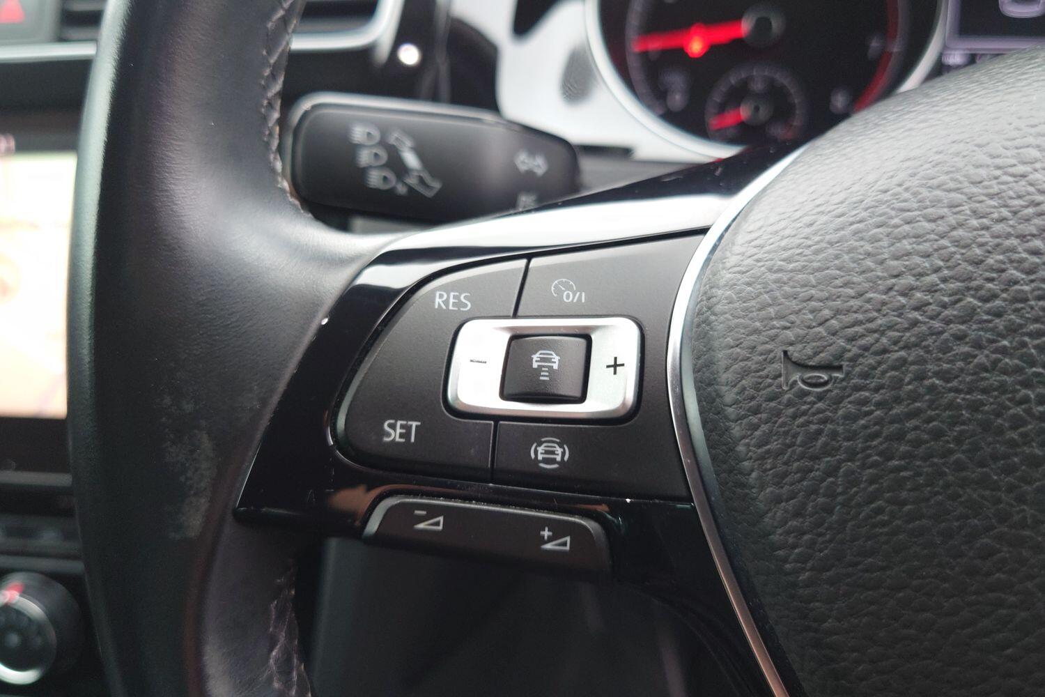 Used Volkswagen Golf 2018 for sale - 76731399: Photo 15