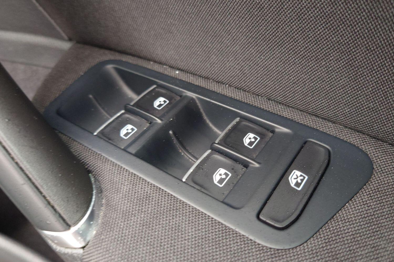 Used Volkswagen Golf 2018 for sale - 76731399: Photo 16