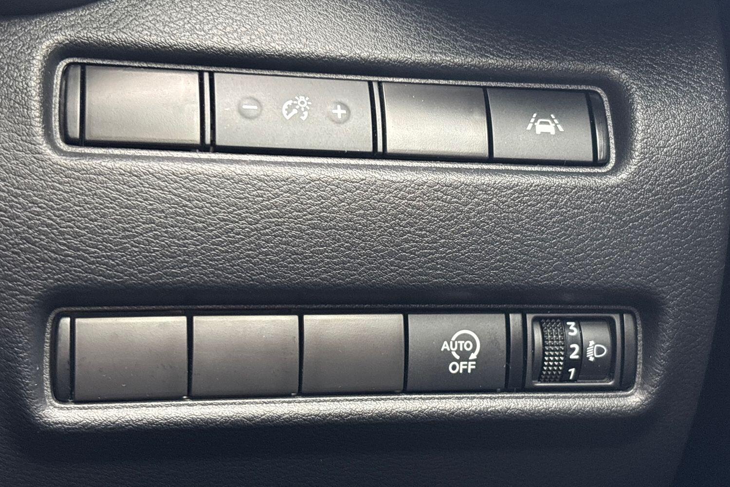 Used Nissan Juke 2023 for sale - 76676371: Photo 25