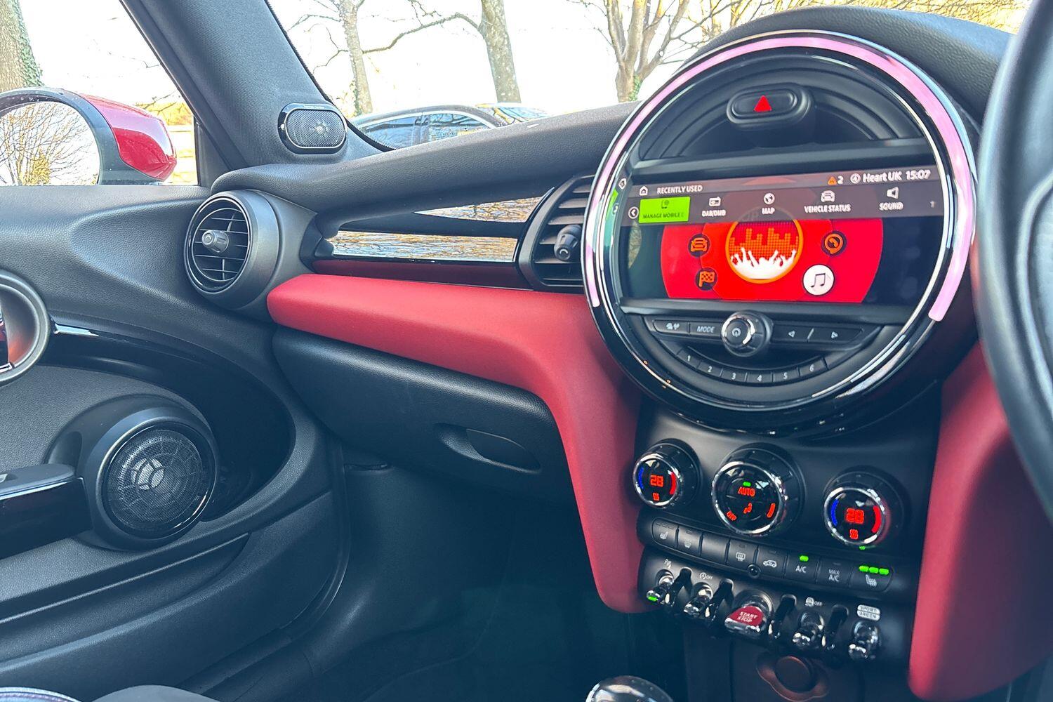 Used MINI Hatch 2019 for sale - 77110370: Photo 12