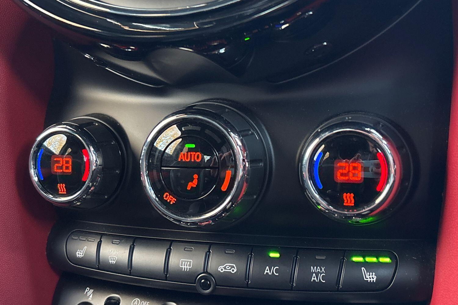 Used MINI Hatch 2019 for sale - 77110370: Photo 19