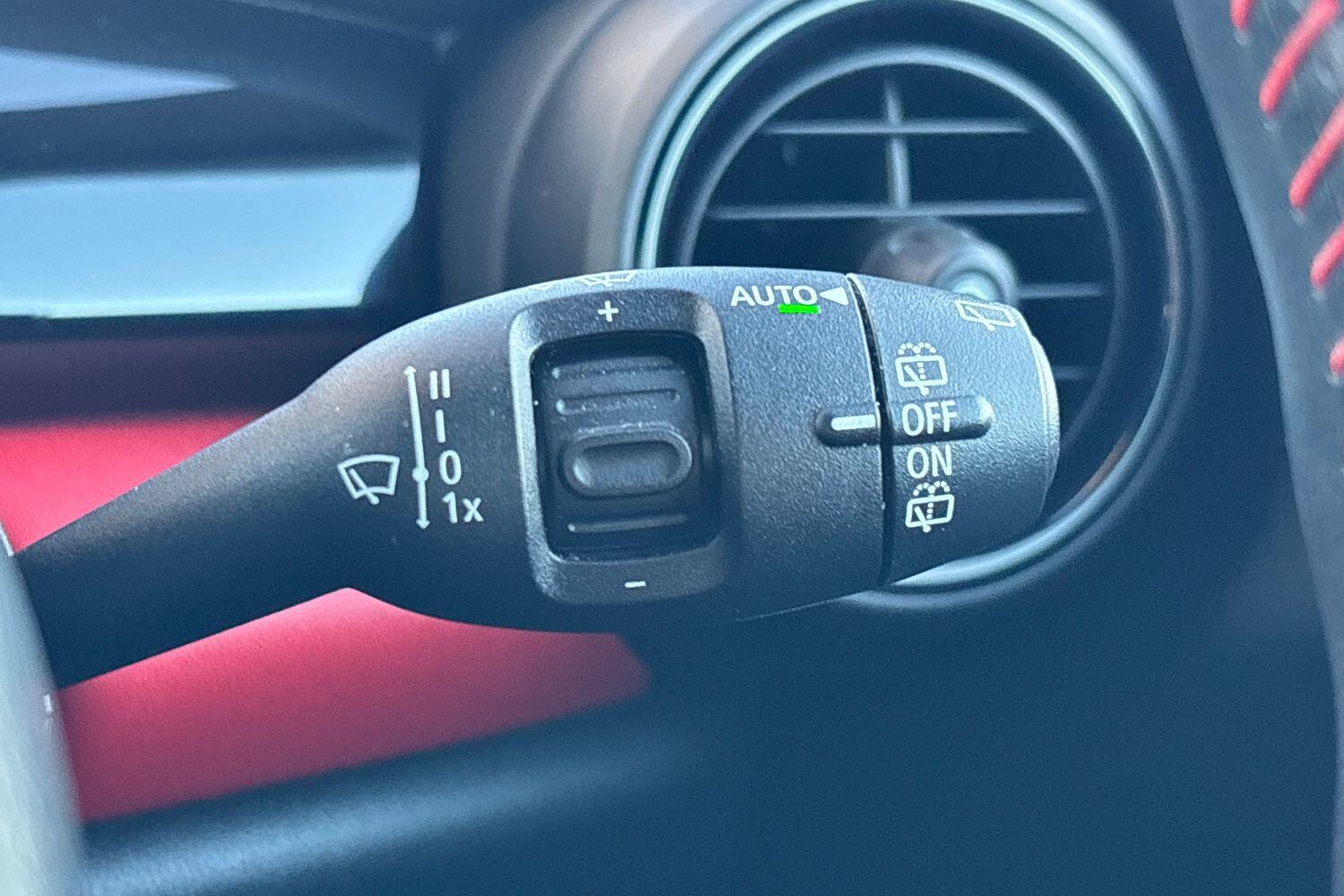 Used MINI Hatch 2019 for sale - 77110370: Photo 24