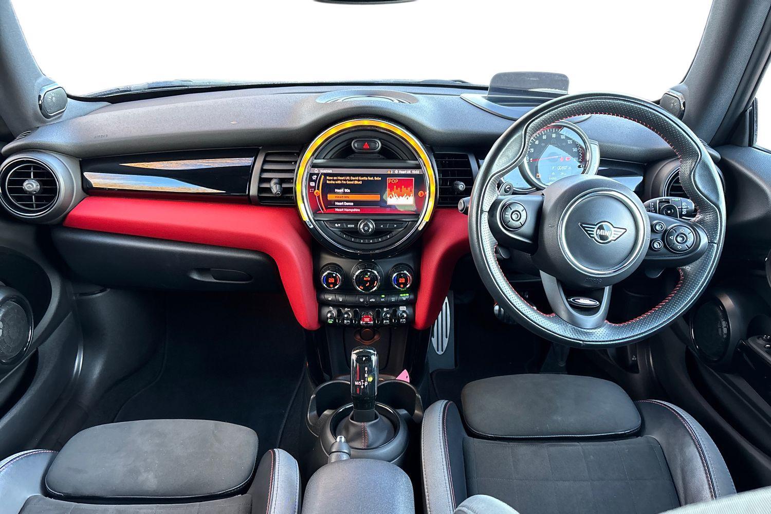 Used MINI Hatch 2019 for sale - 77110370: Photo 9