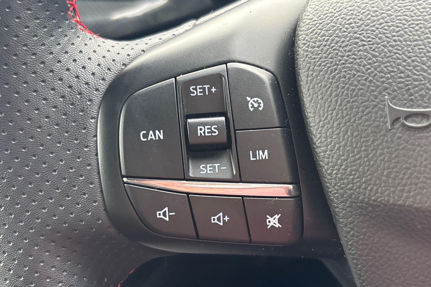 Used Ford Focus 2022 for sale - 76674148: Photo 23