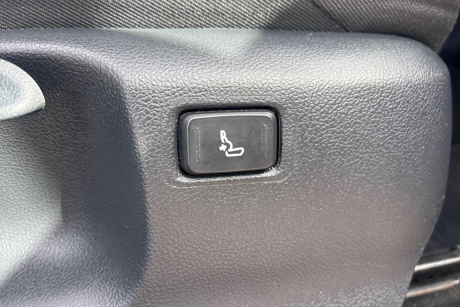 Used Toyota C-HR 2021 for sale - 78015185: Photo 19