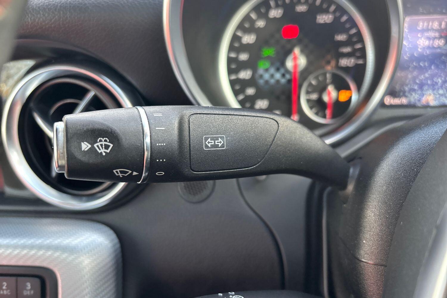 Used Mercedes-Benz SLC 2016 for sale - 77647654: Photo 22