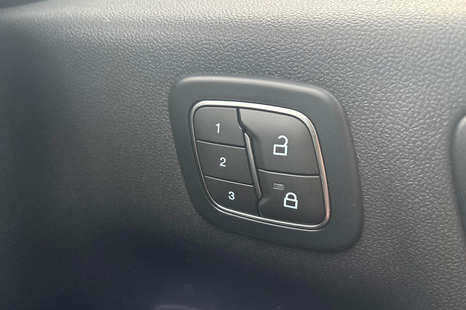 Used Ford Kuga 2024 for sale - 76951379: Photo 17