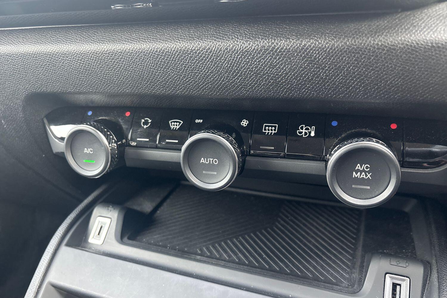 Used Citroen C4 X 2023 for sale - 78005126: Photo 17