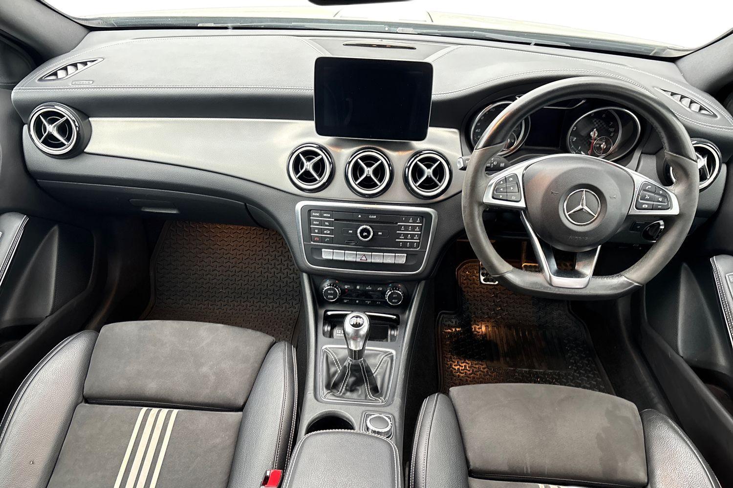 Used Mercedes-Benz A-Class 2017 for sale - 77636473: Photo 12