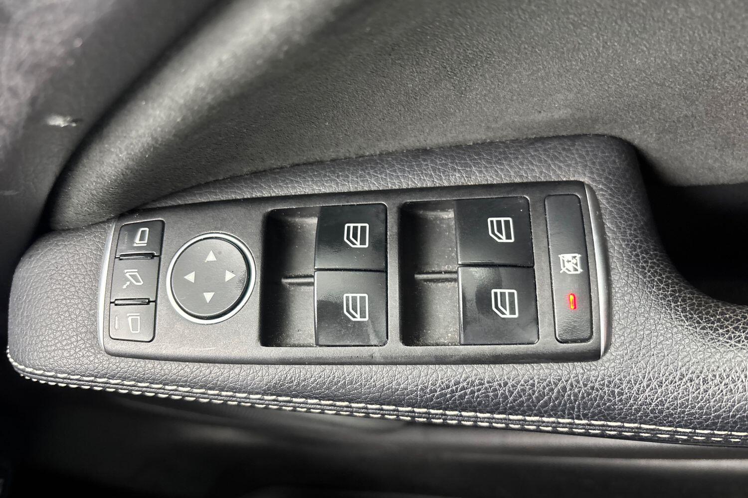 Used Mercedes-Benz A-Class 2017 for sale - 77636473: Photo 24