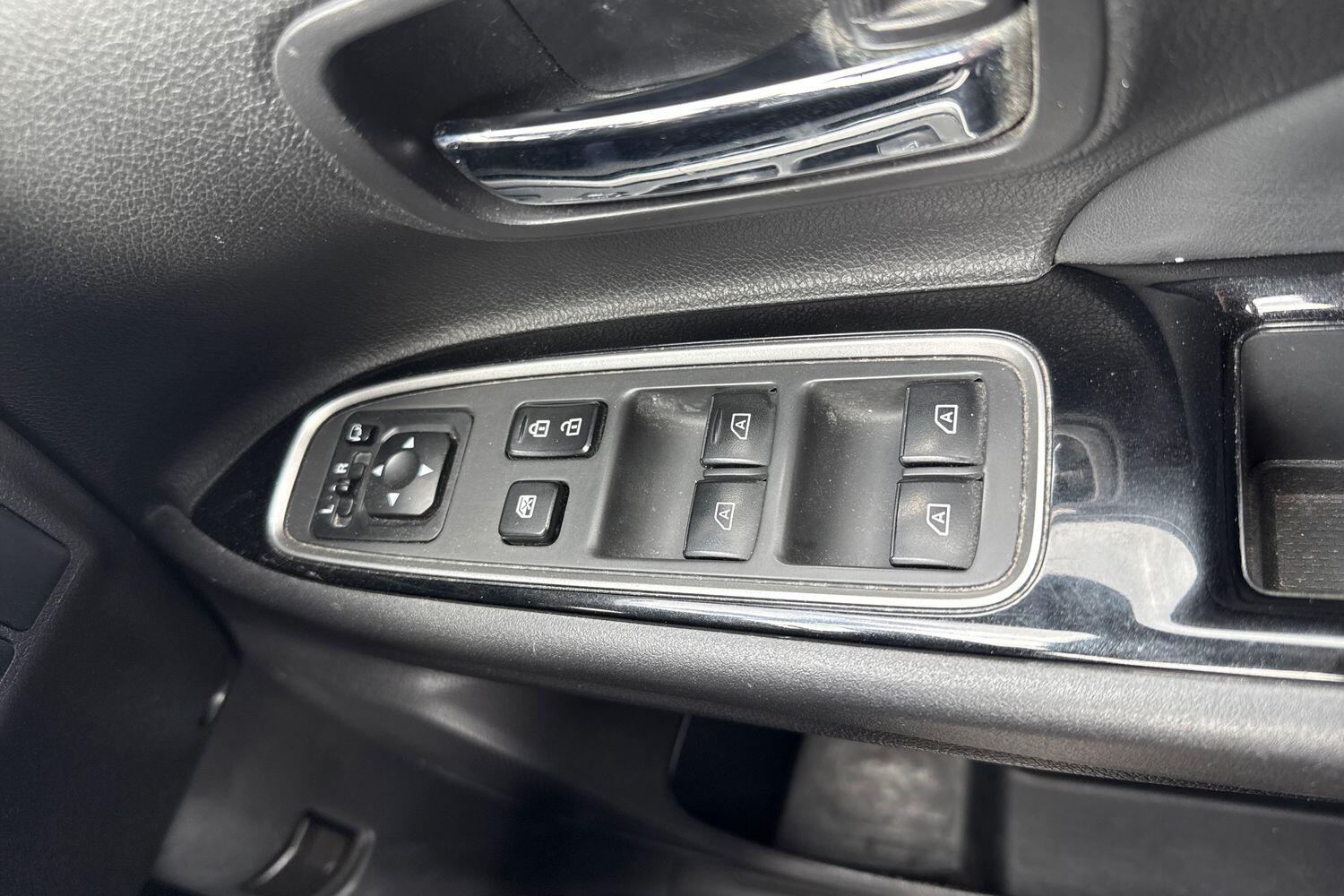 Used Mitsubishi Outlander 2018 for sale - 78080538: Photo 12