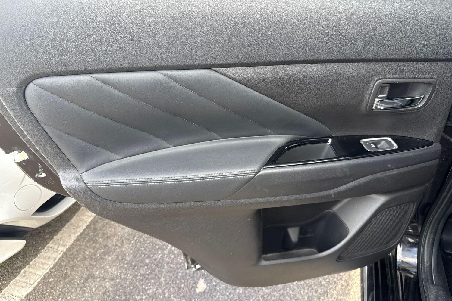 Used Mitsubishi Outlander 2018 for sale - 78080538: Photo 21