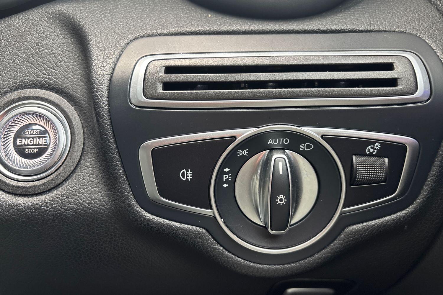 Used Mercedes-Benz C Class 2021 for sale - 77370792: Photo 16