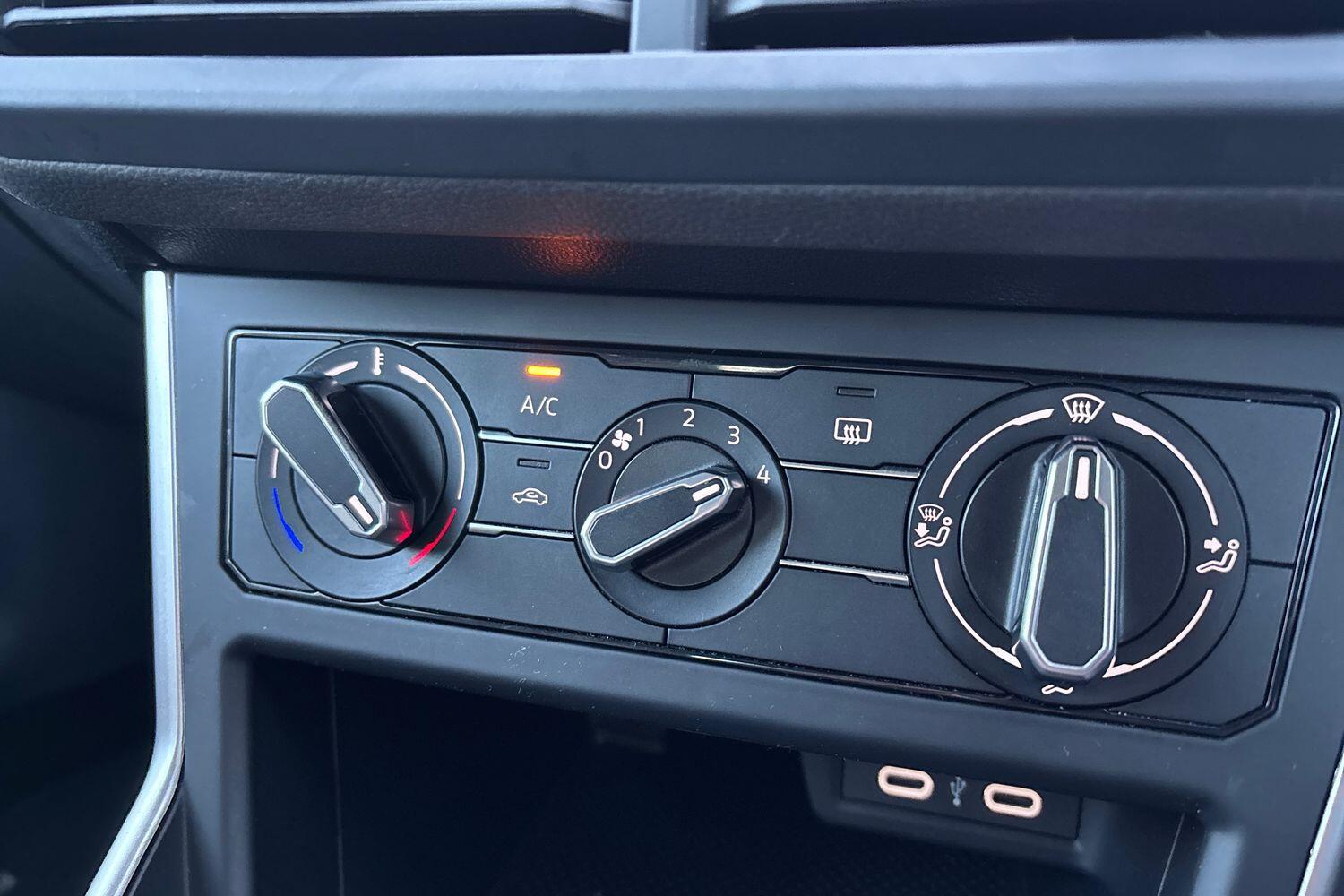 Used Volkswagen Polo 2023 for sale - 77132860: Photo 15