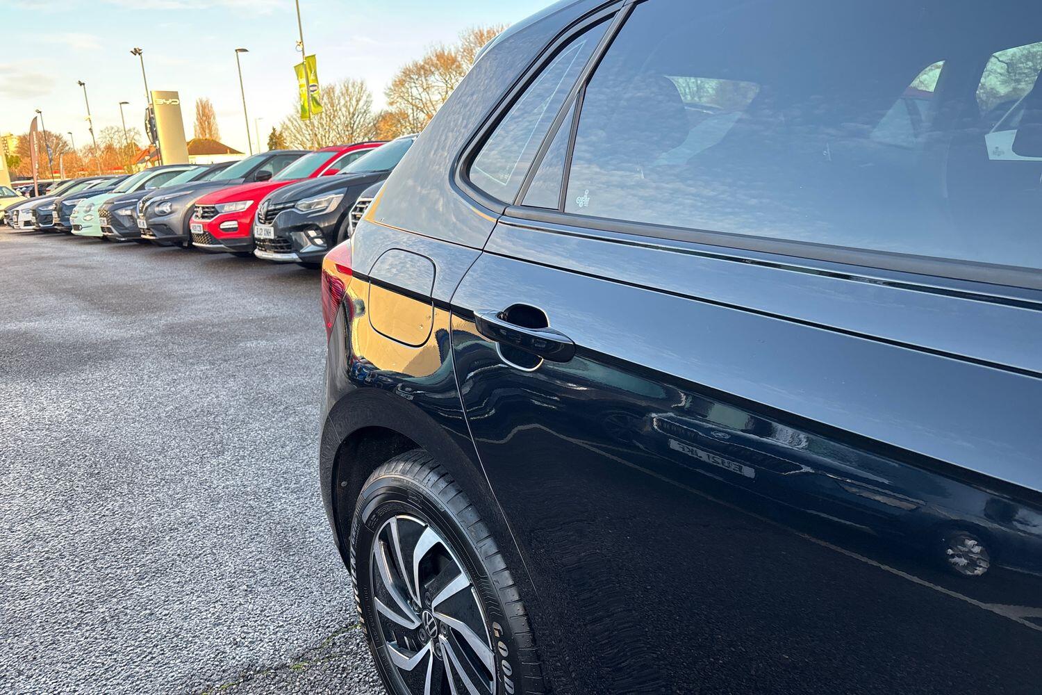 Used Volkswagen Polo 2023 for sale - 77132860: Photo 6