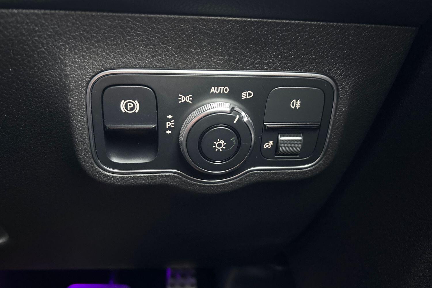 Used Mercedes-Benz GLB 2020 for sale - 77165747: Photo 24