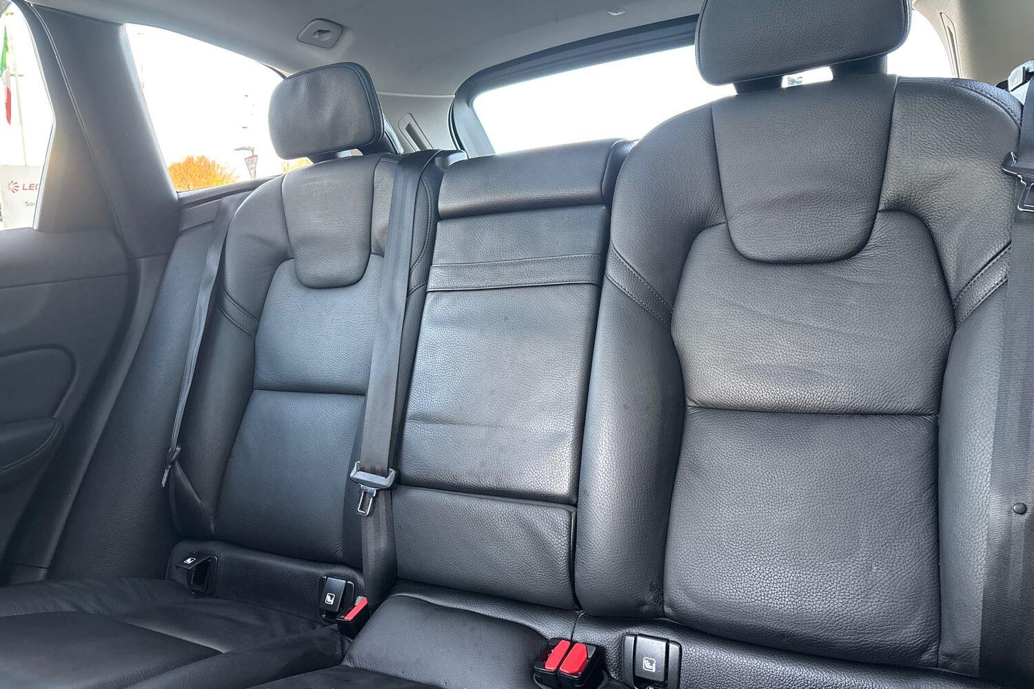 Used Volvo XC60 2019 for sale - 77435691: Photo 10