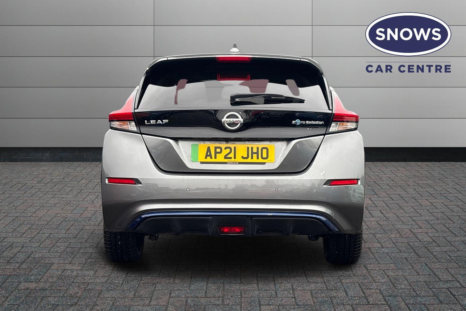 Used Nissan Leaf 2021 for sale - 77137188: Photo 4