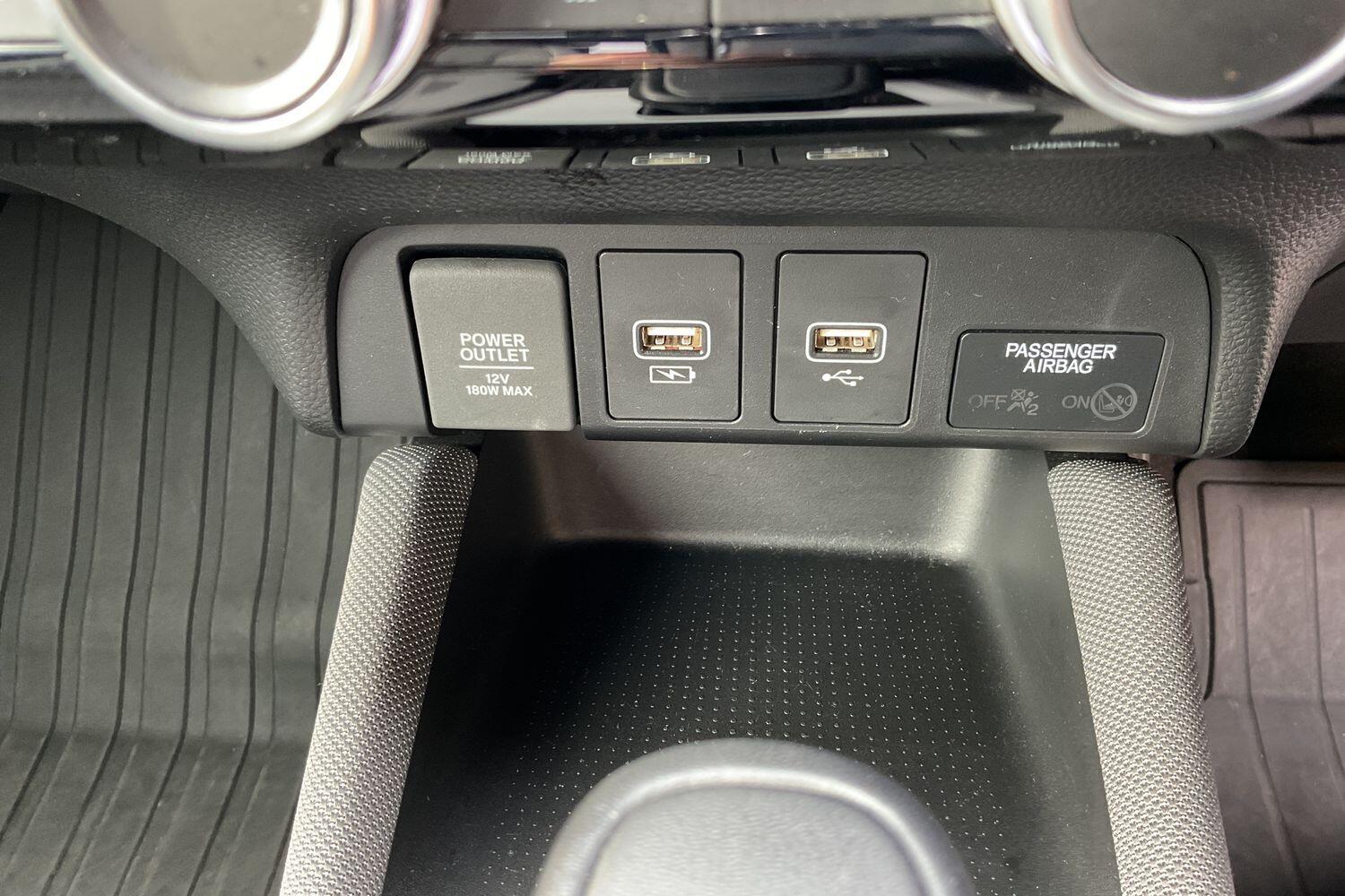 Used Honda Jazz 2023 for sale - 76676802: Photo 9