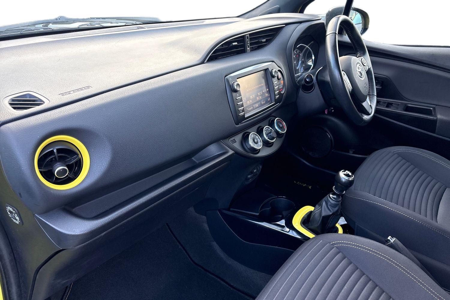 Used Toyota Yaris 2018 for sale - 77435694: Photo 10