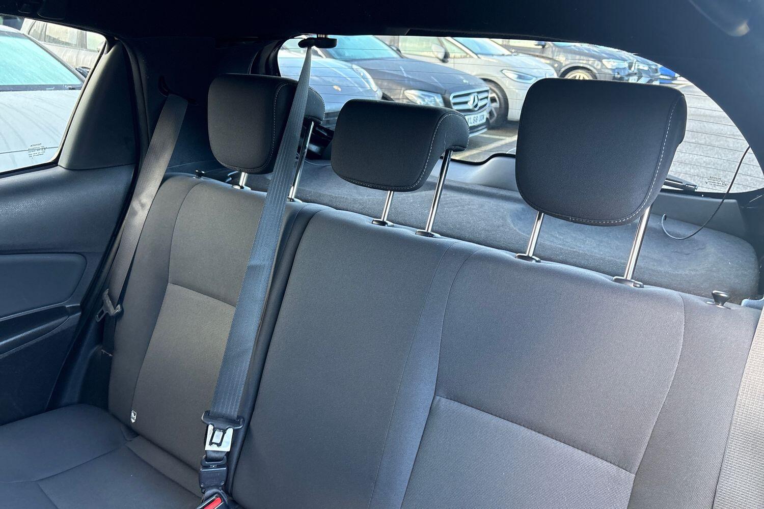 Used Toyota Yaris 2018 for sale - 77435694: Photo 19