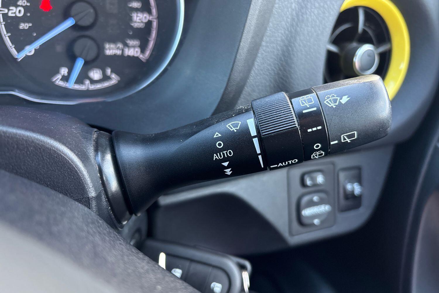 Used Toyota Yaris 2018 for sale - 77435694: Photo 25