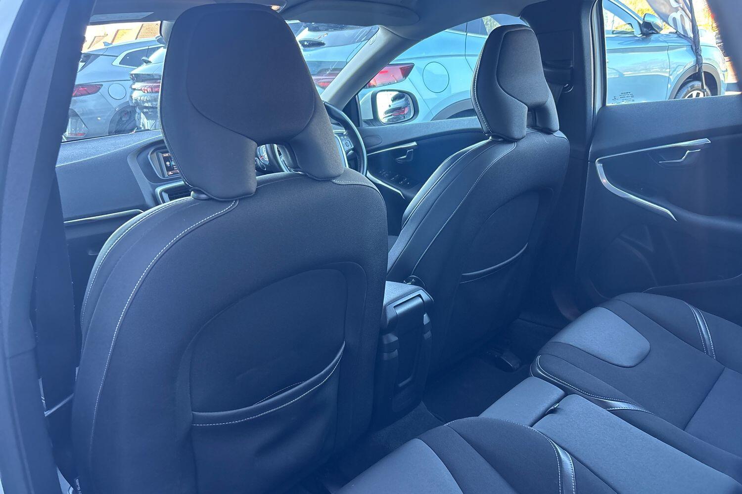 Used Volvo V40 2018 for sale - 77941934: Photo 21