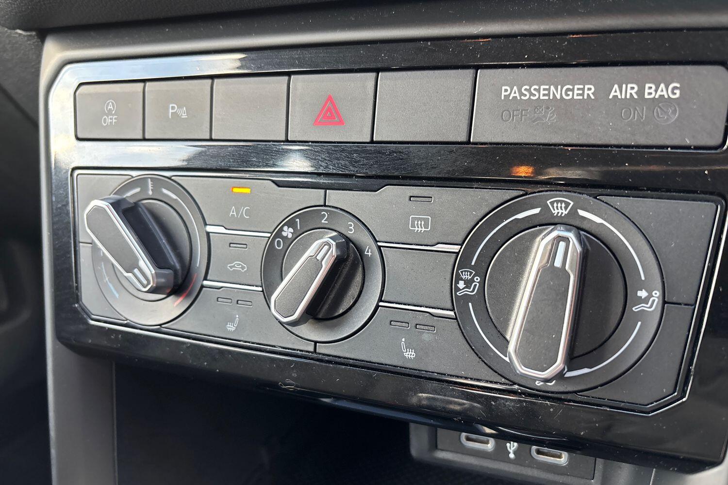 Used Volkswagen T-Cross 2023 for sale - 77256235: Photo 13