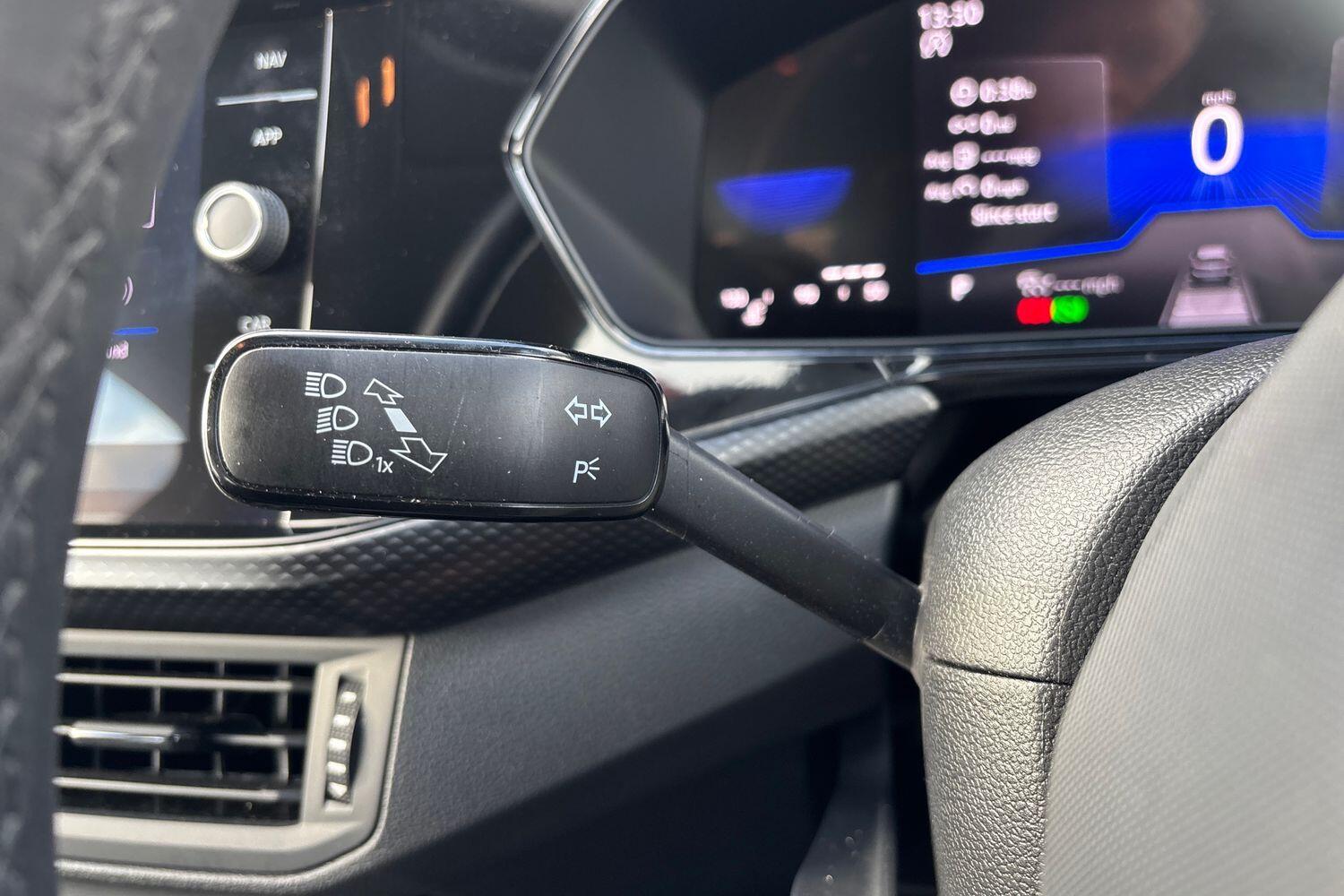 Used Volkswagen T-Cross 2023 for sale - 77256235: Photo 16