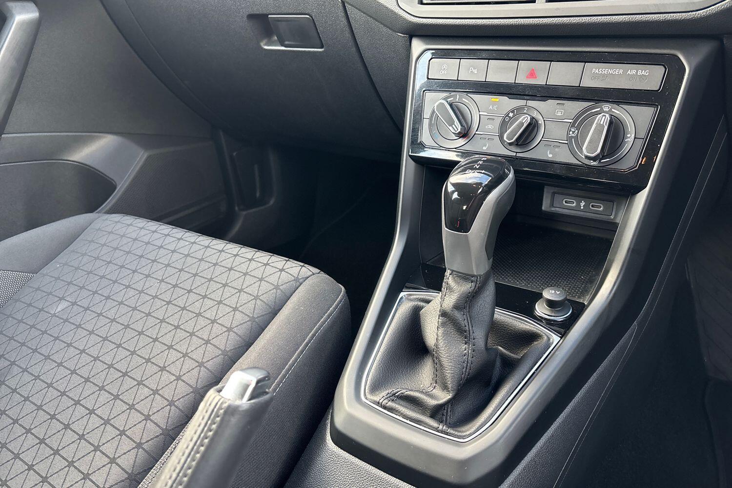 Used Volkswagen T-Cross 2023 for sale - 77256235: Photo 8