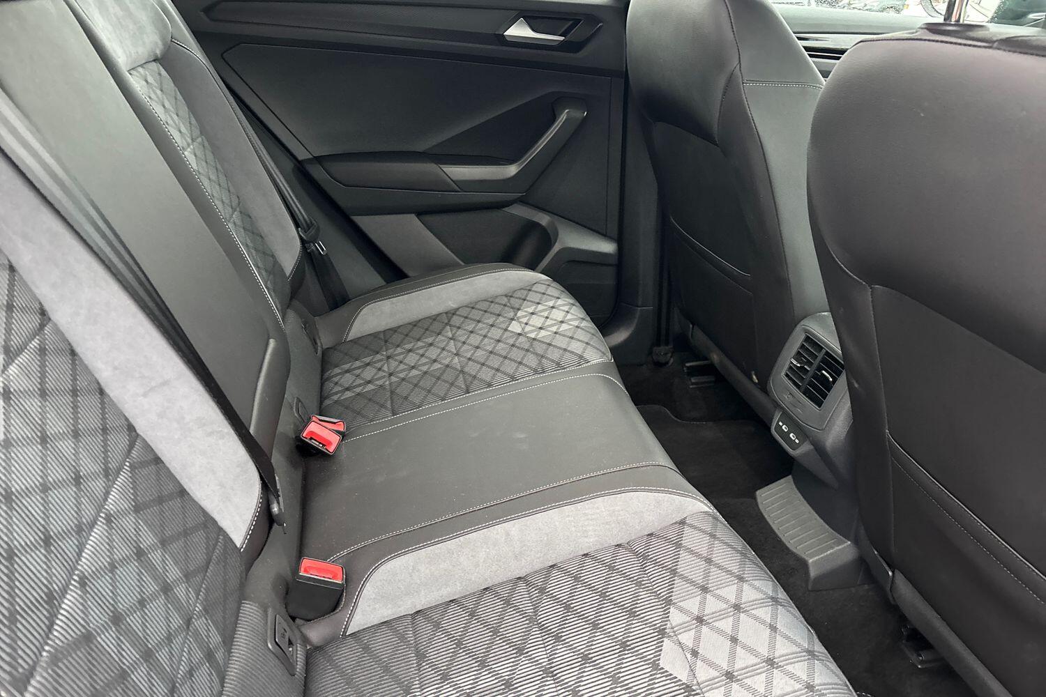 Used Volkswagen T-Roc 2023 for sale - 77679384: Photo 16