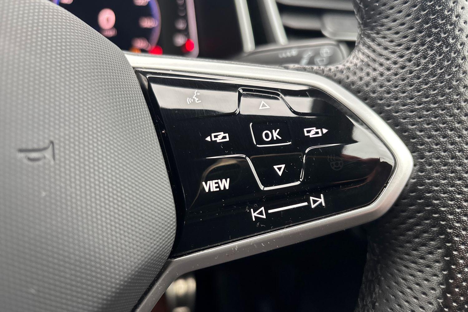 Used Volkswagen T-Roc 2023 for sale - 77679384: Photo 21