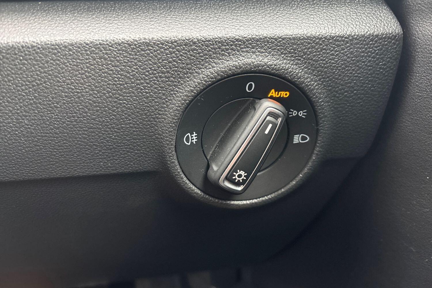 Used Volkswagen T-Roc 2023 for sale - 77679384: Photo 23