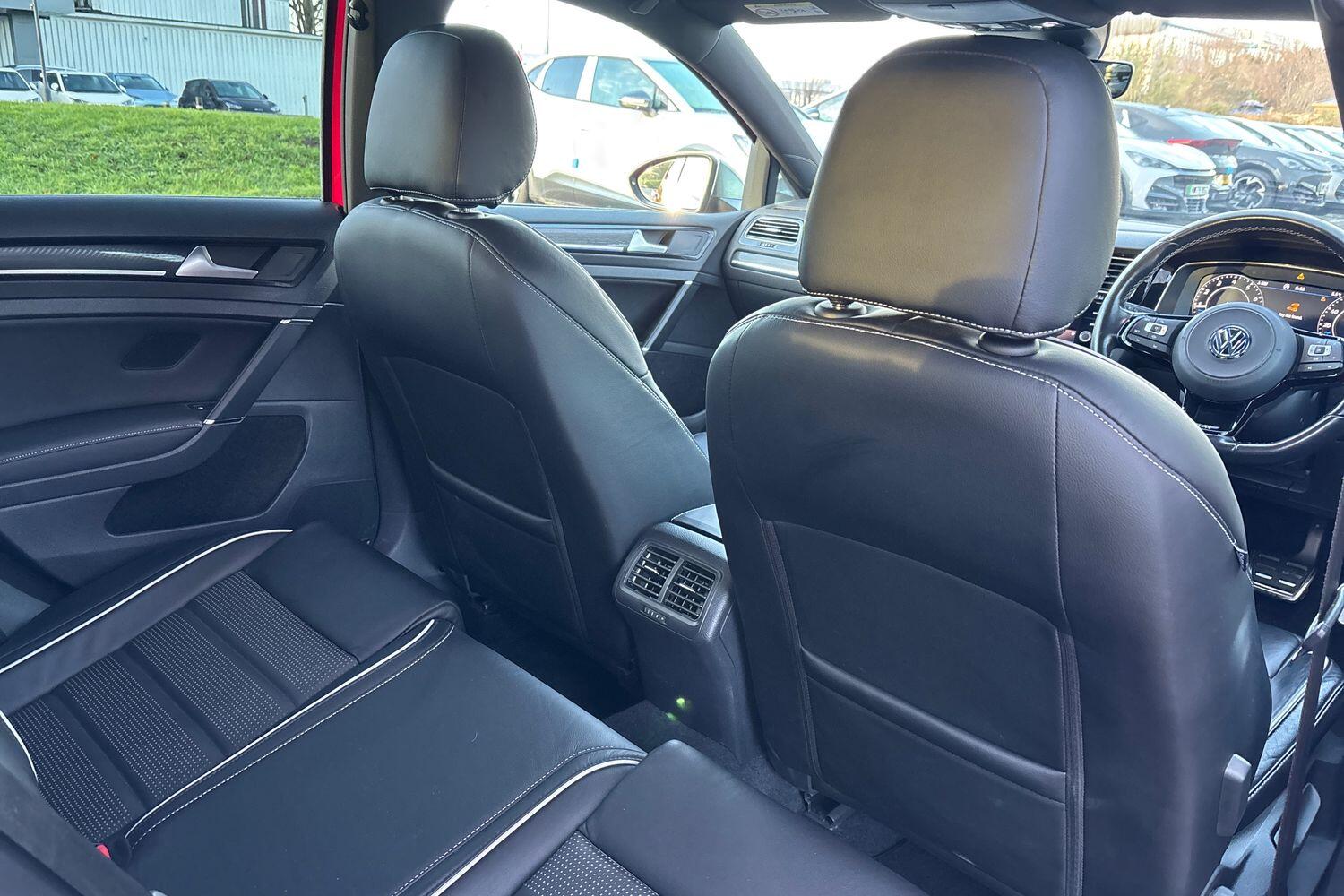 Used Volkswagen Golf 2020 for sale - 77132900: Photo 15