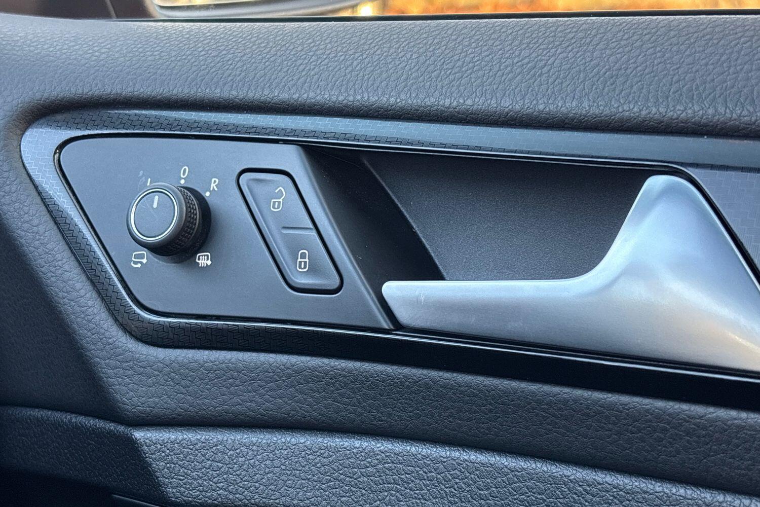 Used Volkswagen Golf 2020 for sale - 77132900: Photo 25