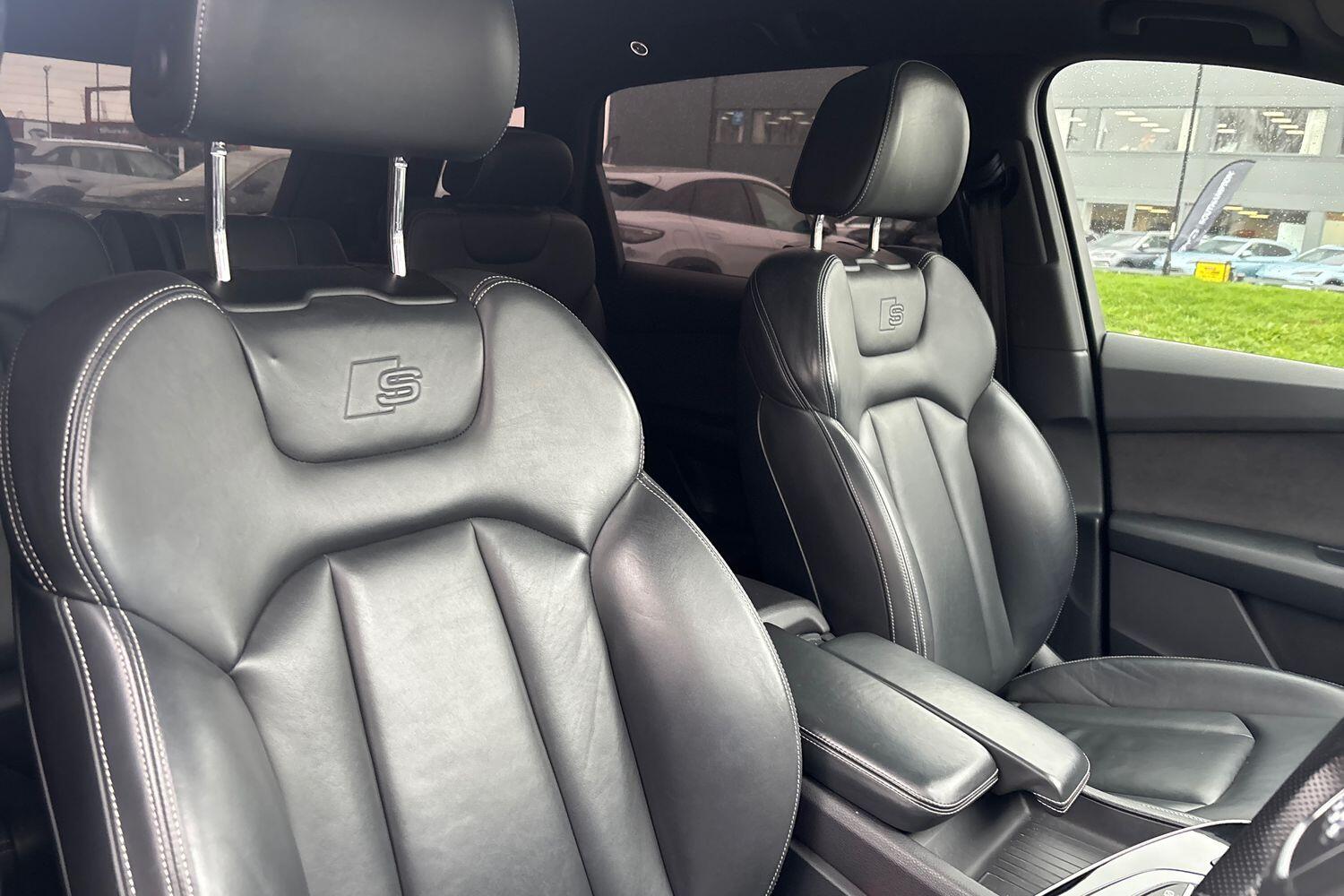 Used Audi Q7 2018 for sale - 77651639: Photo 15