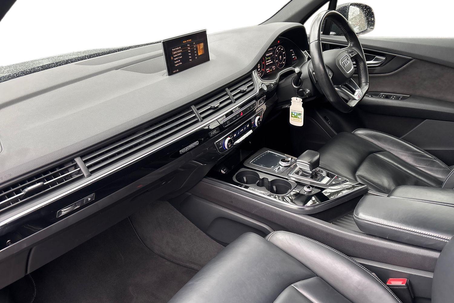 Used Audi Q7 2018 for sale - 77651639: Photo 8