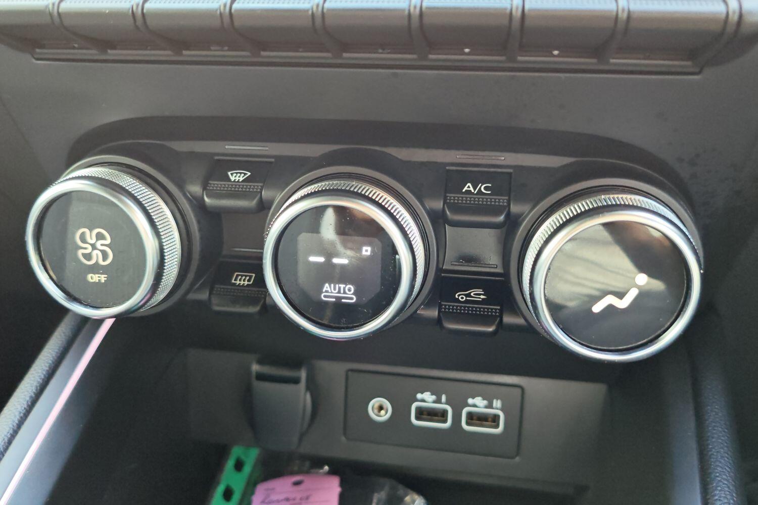 Used Renault Clio 2024 for sale - 77891739: Photo 16