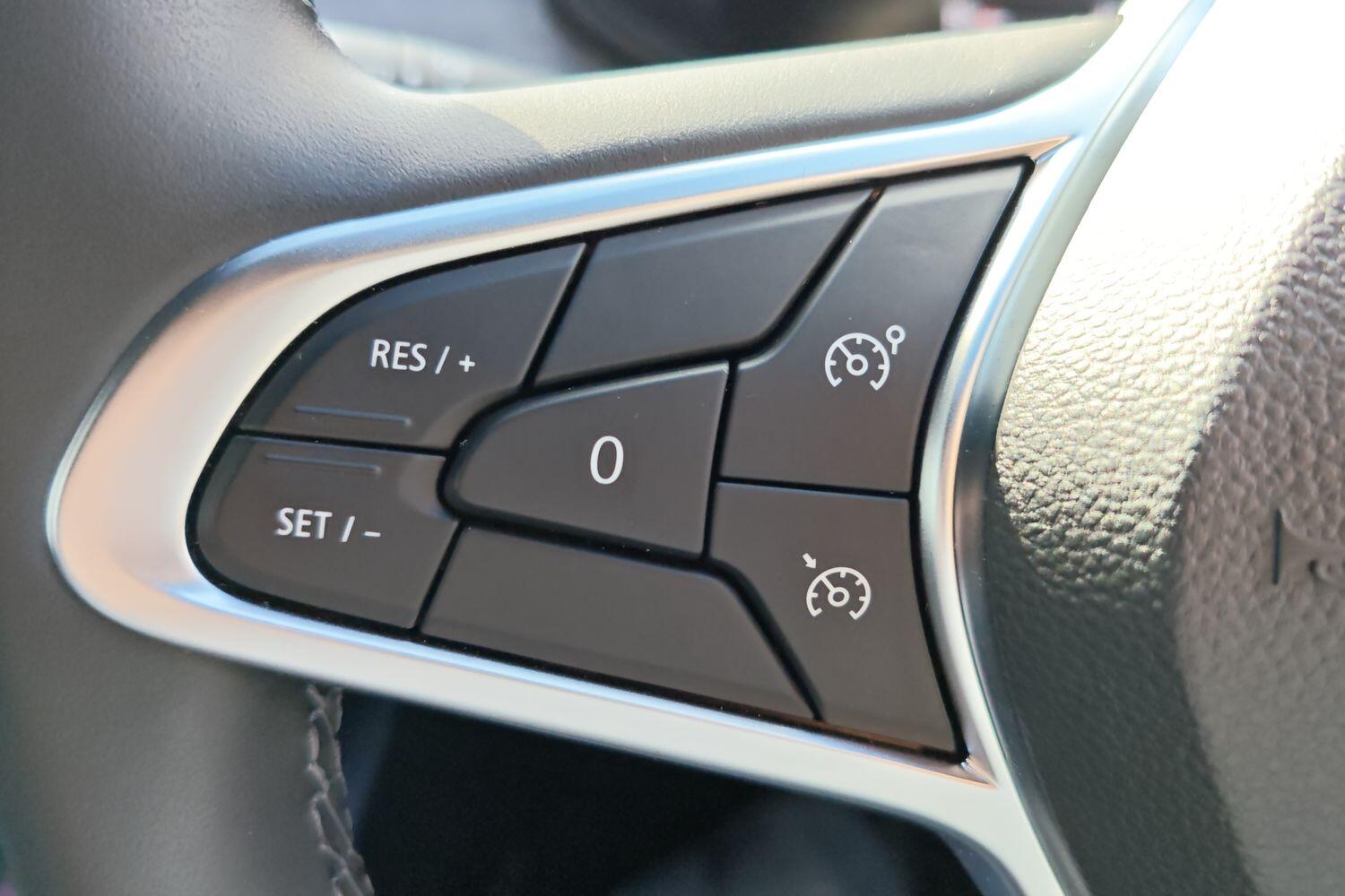 Used Renault Clio 2024 for sale - 77891739: Photo 17