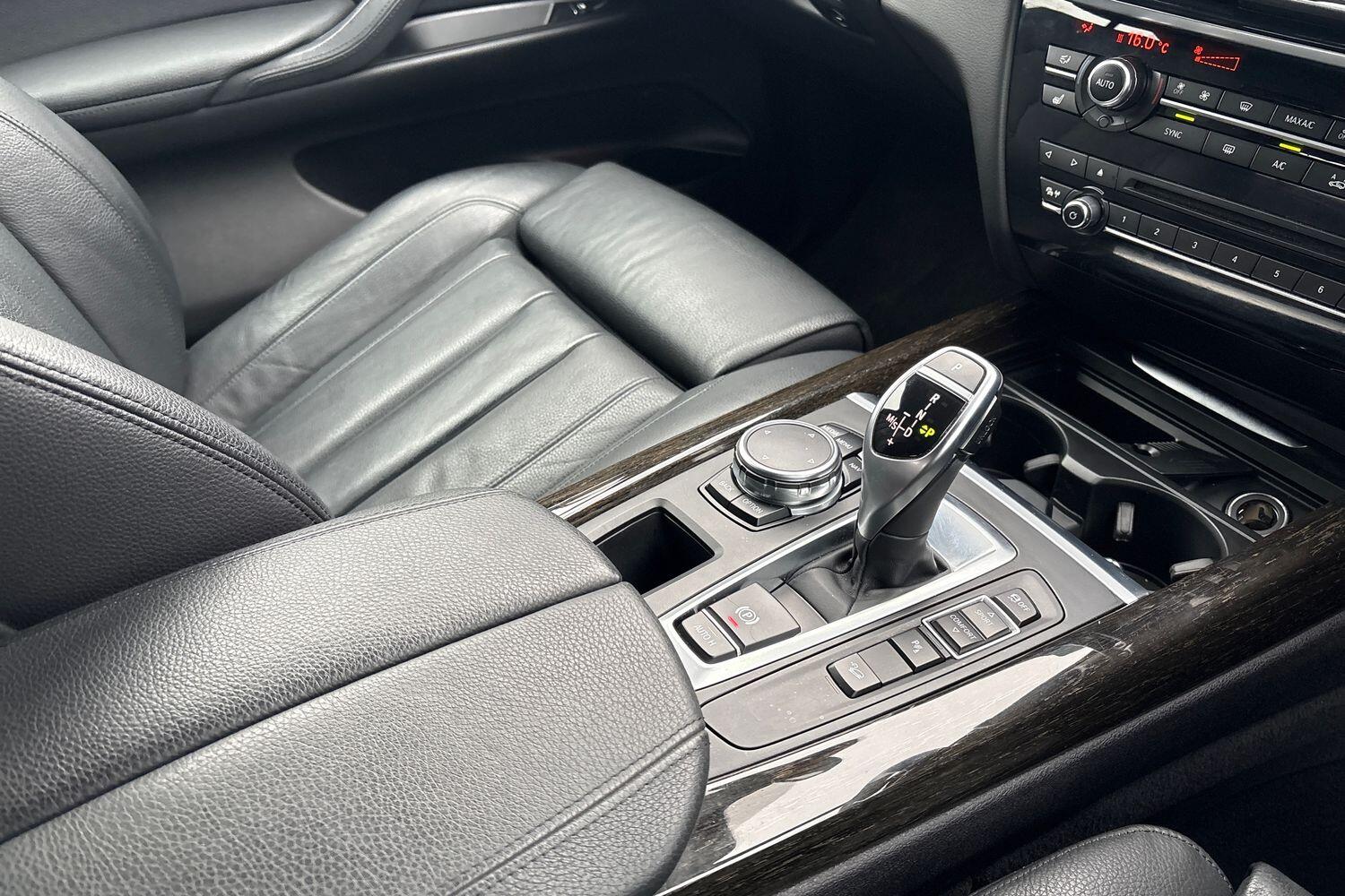 Used BMW X5 2016 for sale - 77205296: Photo 12