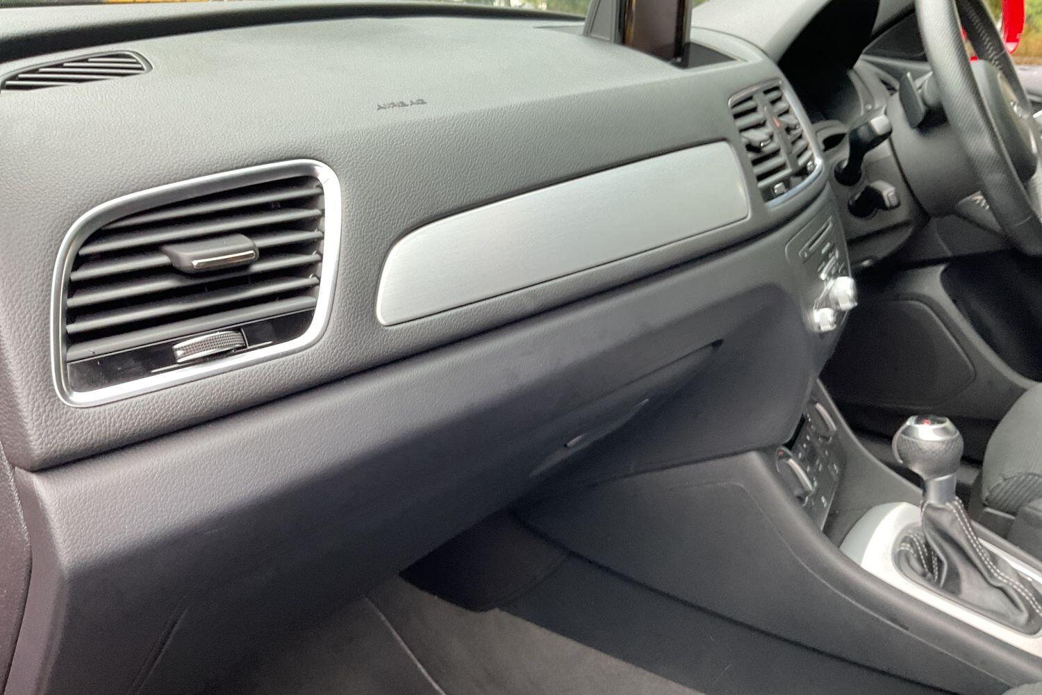 Used Audi Q3 2018 for sale - 76673399: Photo 11